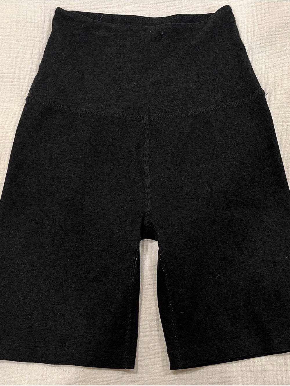 Beyond Yoga Black High-Waist Leggings Shorts XS